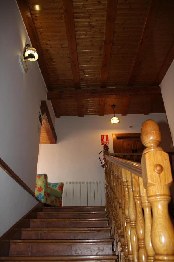 Hospedaje Nuestra Senora De Ujue Tafalla Buitenkant foto