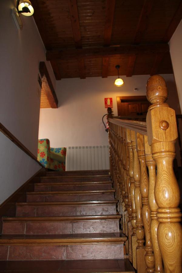 Hospedaje Nuestra Senora De Ujue Tafalla Buitenkant foto