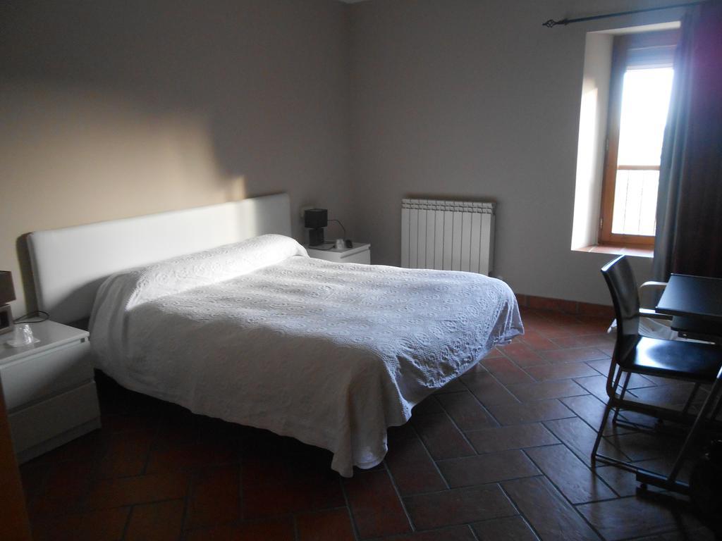 Hospedaje Nuestra Senora De Ujue Tafalla Kamer foto